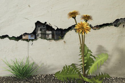 between-the-cracks-cynthia-decker